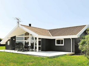 Contemporary Holiday Home in Ebberup with Terrace, Helnæs By